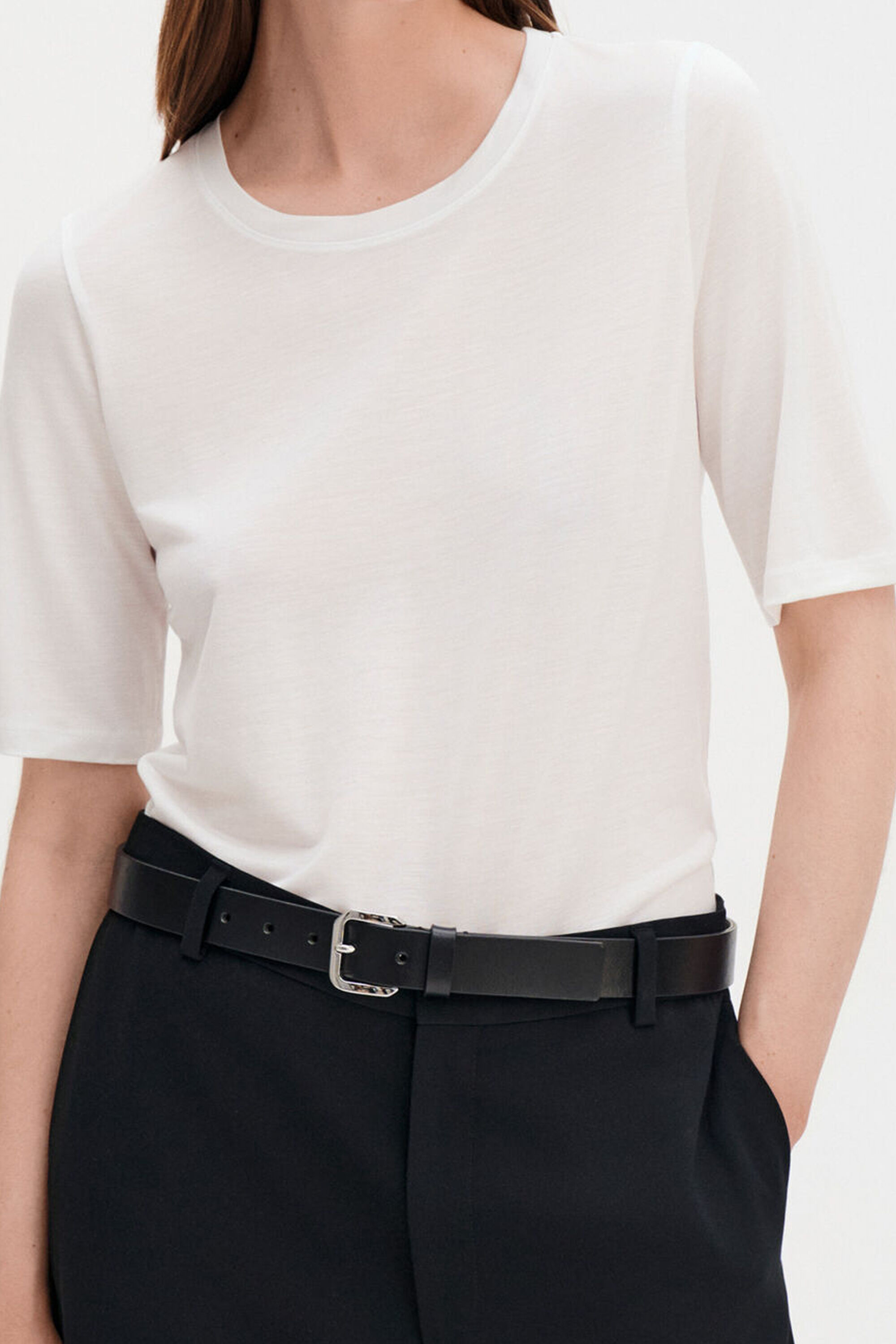 28905-1009-FilippaK-Elena-Tee-White-1 1
